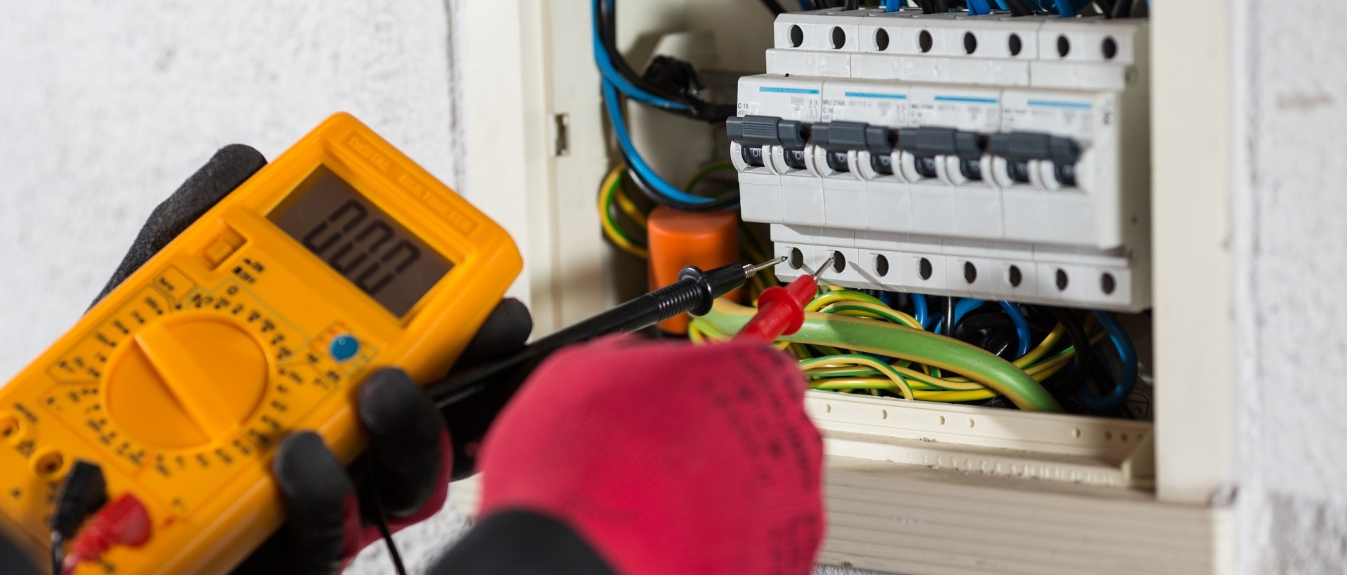 Electricians N6